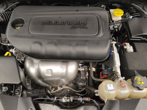 Used 2023 Jeep Cherokee Altitude Lux image 30