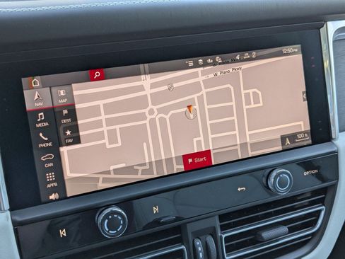 New 2026 Porsche Macan GTS image 18