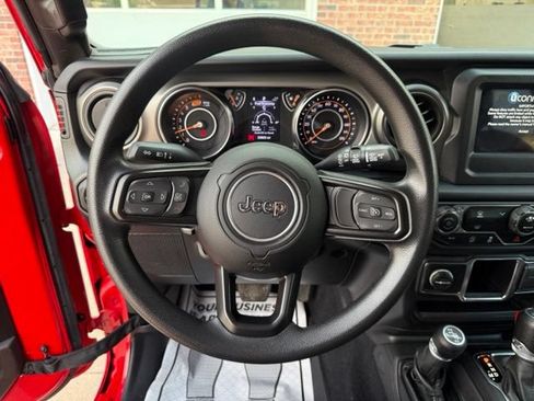 Used 2022 Jeep Wrangler Unlimited Sport AWD/4WD image 21