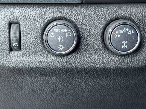 Used 2017 Chevrolet Colorado Z71 image 15