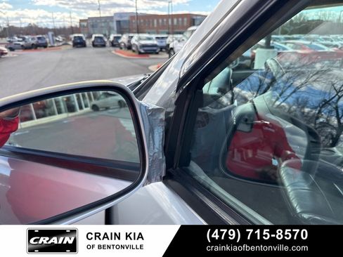 Used 2001 Honda Passport EX image 19