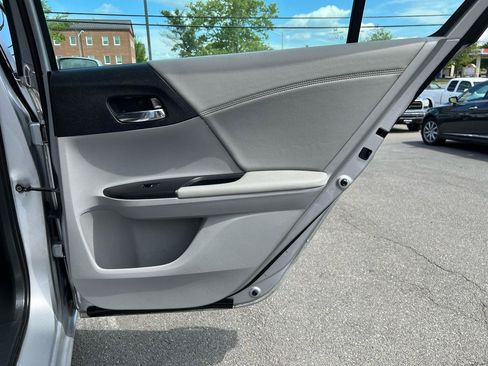 Used 2013 Honda Accord EX-L image 24