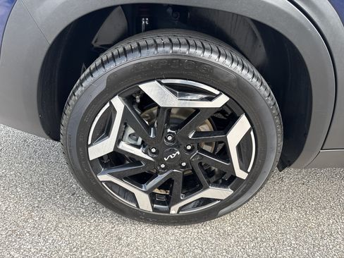 Used 2024 Kia Seltos SX w/ SX Sunroof Package AWD/4WD image 18