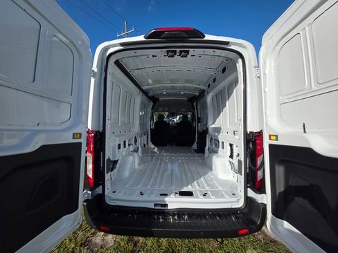 New 2026 Ford Transit 250 148 Medium Roof image 26