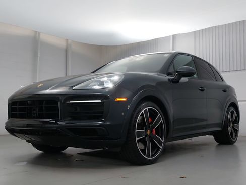 Certified 2021 Porsche Cayenne GTS image 1