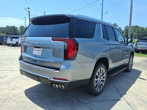 New 2026 GMC Yukon Denali w/ Advanced Technology Package AWD/4WD image 7