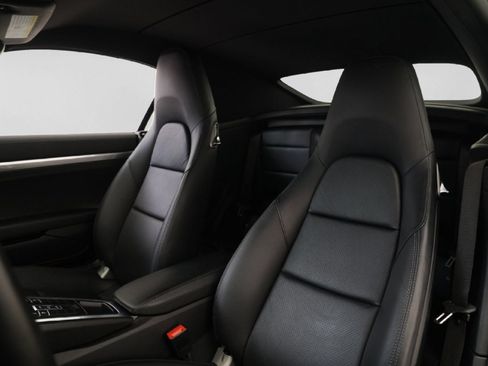 Used 2018 Porsche 911 Turbo AWD/4WD image 8