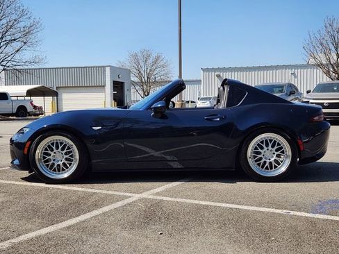 Used 2021 MAZDA MX-5 Miata RF Grand Touring image 2