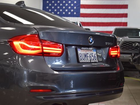Used 2018 BMW 330i Sedan image 18