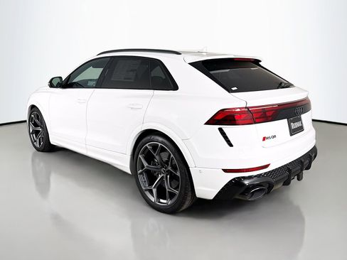New 2025 Audi RS Q8 performance image 5