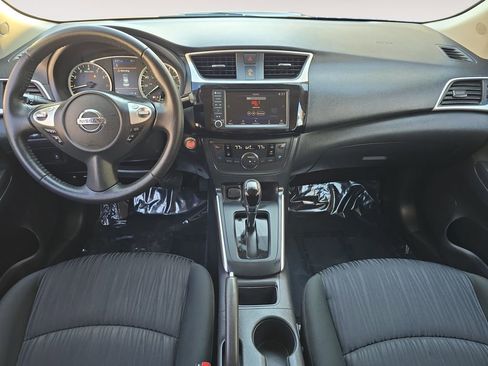 Used 2019 Nissan Sentra SV image 10