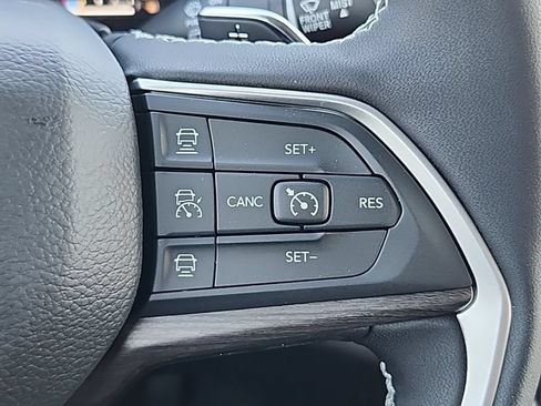 New 2025 Jeep Grand Cherokee L Limited w/ Black Appearance Package RWD image 32