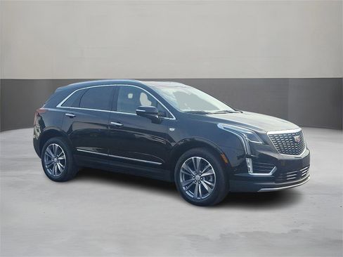 New 2025 Cadillac XT5 Premium Luxury w/ Technology Package image 2