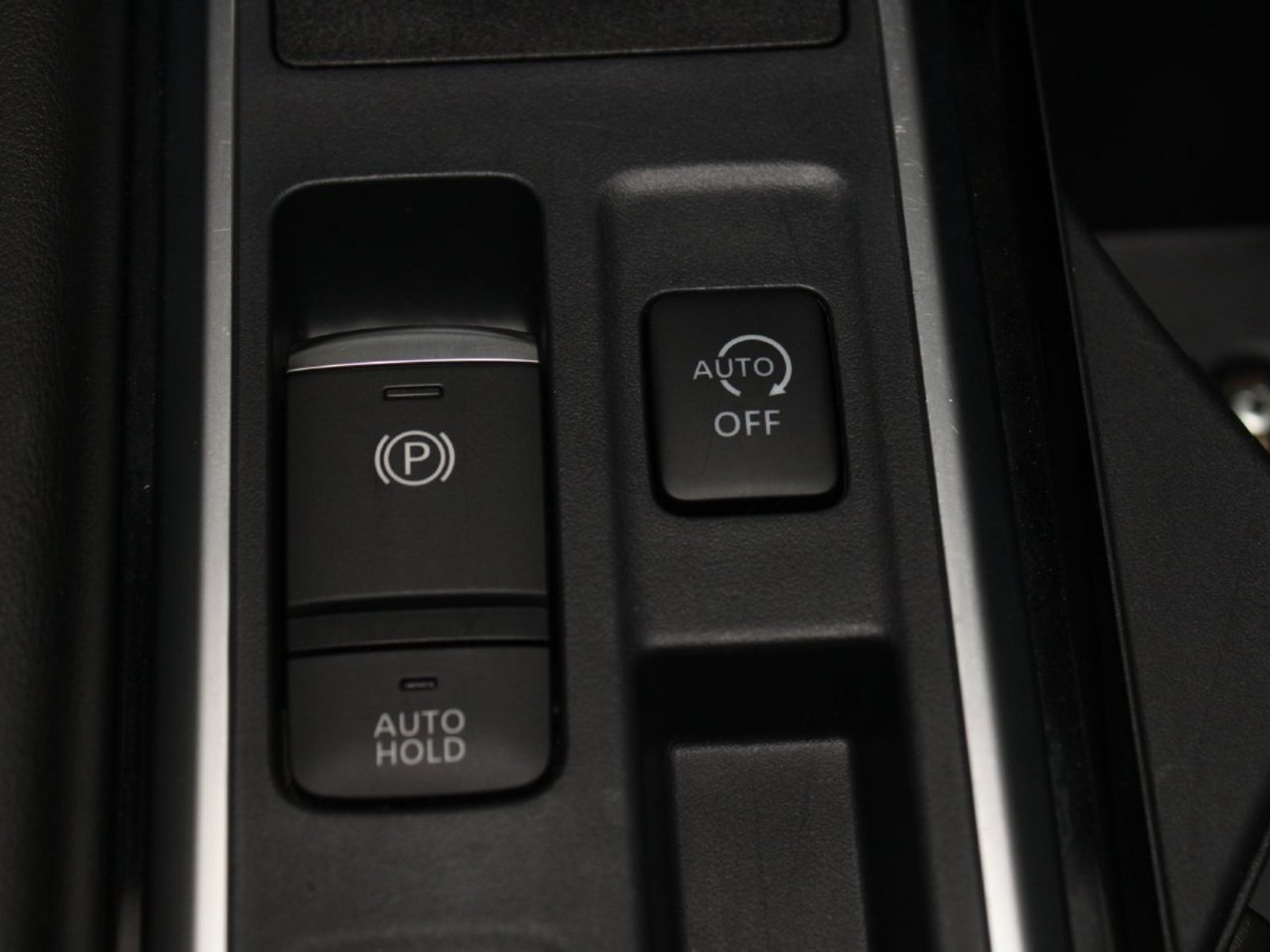 Used 2024 Nissan Pathfinder SV FWD image 20