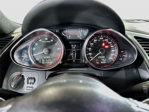 Used 2009 Audi R8 V10 AWD/4WD image 4