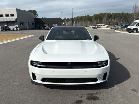 Used 2025 Dodge Charger R/T w/ Quick Order Package 25M R/T image 2