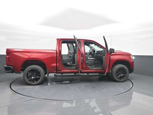 Used 2024 Chevrolet Silverado 1500 LT Trail Boss w/ LPO, Dark Essentials Package AWD/4WD image 42