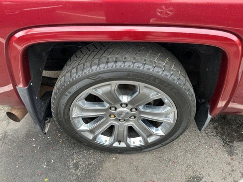 Used 2017 GMC Sierra 1500 Denali w/ Denali Ultimate Package AWD/4WD image 10