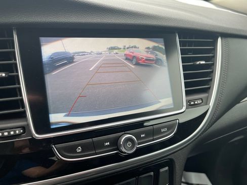 Used 2021 Buick Encore Preferred FWD image 18