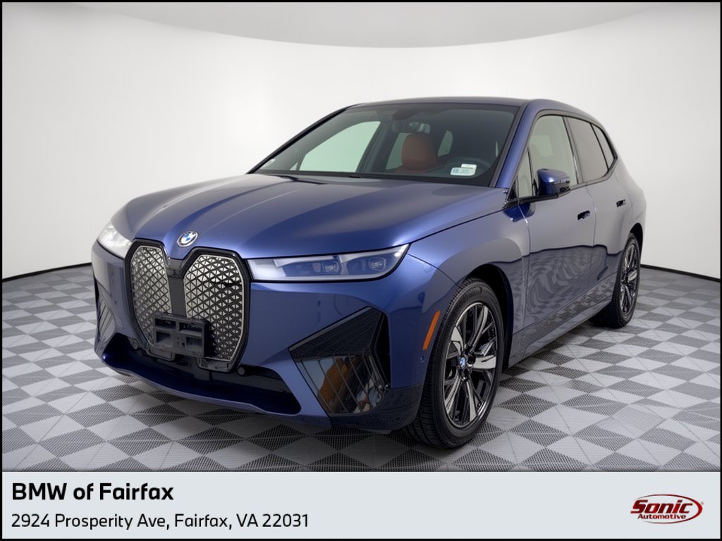 Used 2023 BMW iX xDrive50 w/ Premium Package AWD/4WD image 1