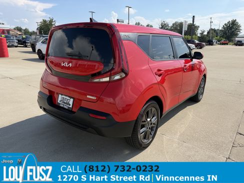 Used 2022 Kia Soul EX FWD image 7