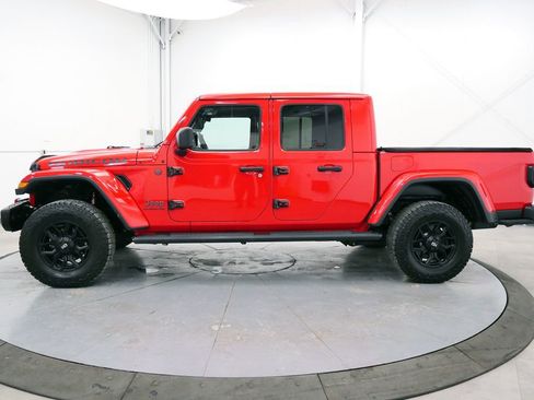 Used 2020 Jeep Gladiator Rubicon w/ Advanced Safety Group image 4
