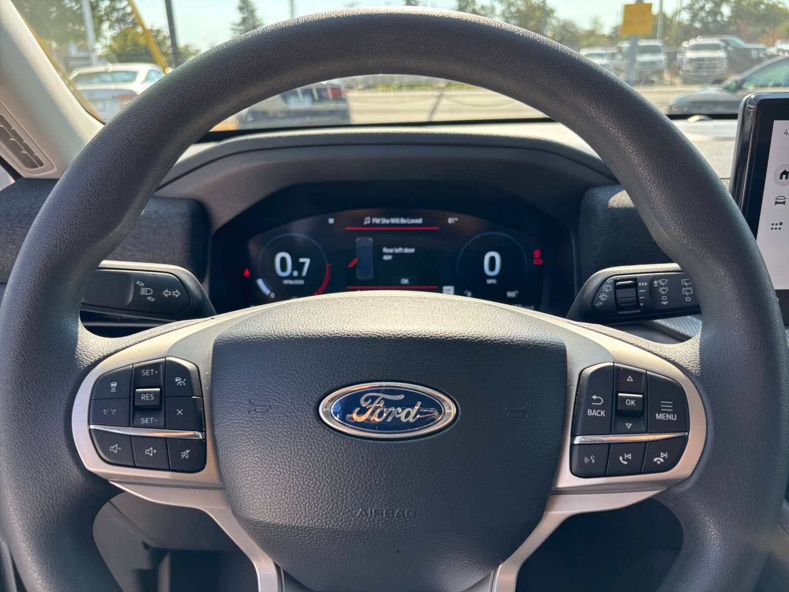 Used 2026 Ford Explorer Active AWD/4WD image 28