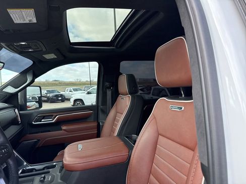 Used 2024 GMC Sierra 2500 Denali Ultimate image 22