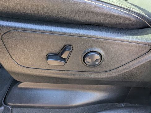 Used 2023 RAM 1500 Big Horn image 9