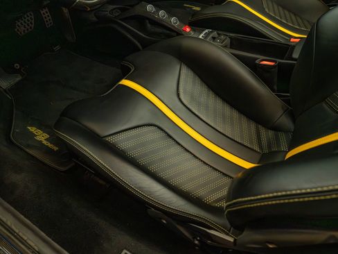 Certified 2017 Ferrari 488 Spider RWD image 12