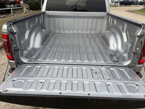 Used 2024 RAM 1500 Laramie image 29