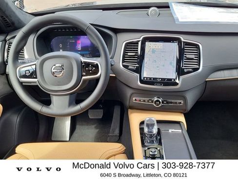 Used 2025 Volvo XC90 T8 Ultra w/ Lounge Package image 14