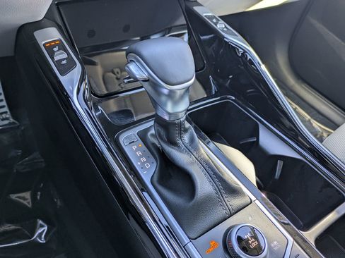 Used 2023 Kia Sorento SX image 15