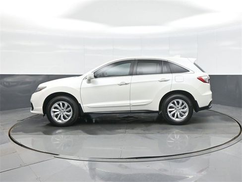 Used 2016 Acura RDX AWD w/ Technology Package image 4