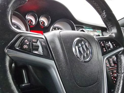 Used 2019 Buick Cascada Premium image 30