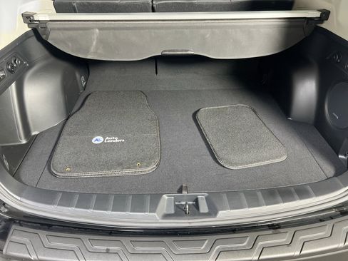 Used 2023 Subaru Forester Limited image 27