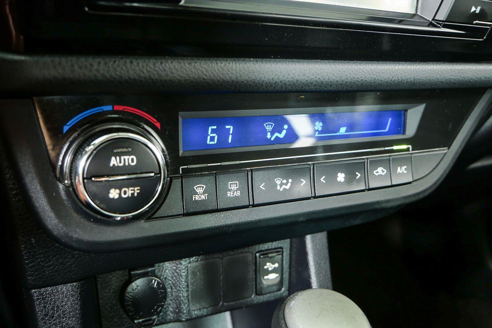 Used 2014 Toyota Corolla S FWD image 14