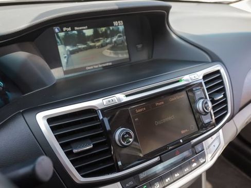 Used 2013 Honda Accord EX-L image 32