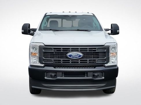 New 2026 Ford F250 XL w/ FX4 Off-Road Package image 2