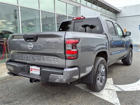 New 2026 Nissan Frontier SV w/ Tow Package image 8