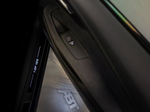 Used 2025 Audi RS Q8 performance image 41