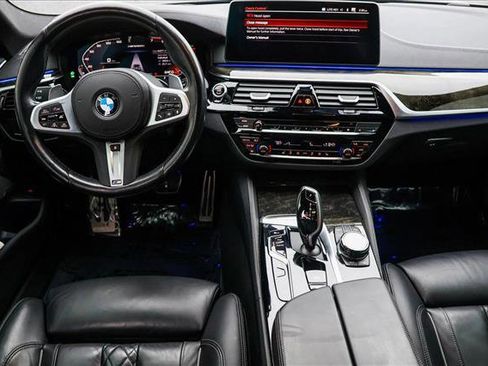 Used 2023 BMW M550i xDrive w/ Executive Package image 24