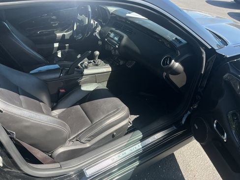 Used 2010 Chevrolet Camaro SS w/ RS Package image 32