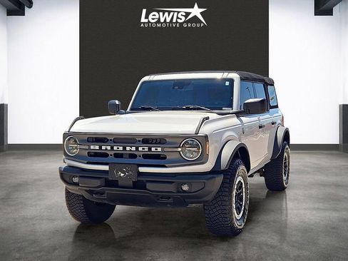 Used 2023 Ford Bronco Big Bend w/ Sasquatch Package AWD/4WD image 1