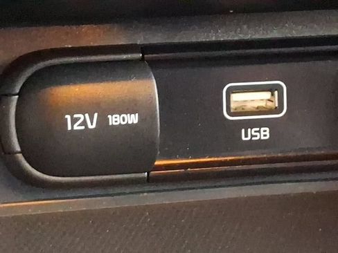 Used 2023 Kia Soul LX w/ Option Group 015 FWD image 24