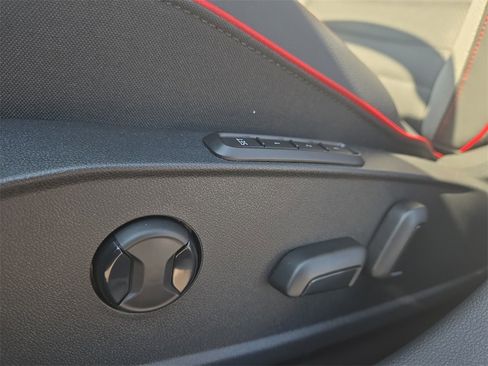 New 2025 Volkswagen GTI SE image 19