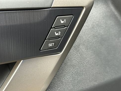 New 2026 Toyota Tundra Platinum image 8