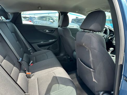 Used 2024 Chevrolet Malibu RS FWD image 14