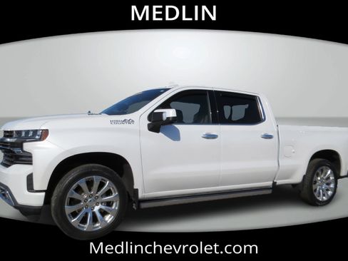 Used 2020 Chevrolet Silverado 1500 High Country w/ Technology Package AWD/4WD image 5