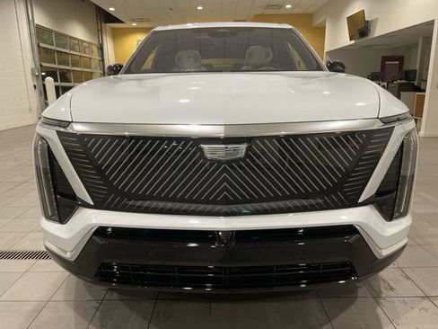 New 2026 Cadillac Vistiq Luxury image 9